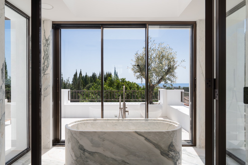 Villa Kumo | Exceptional Contemporary Luxury Villa for Sale in El Herrojo, La Quinta, Benahavís, Marbella - Image 30