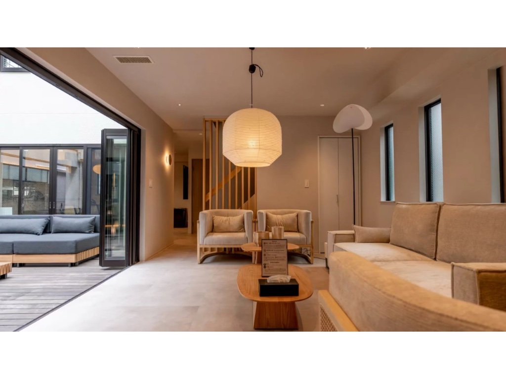 Modern House for Rent in Tokyo - Shinjuku - Image 5