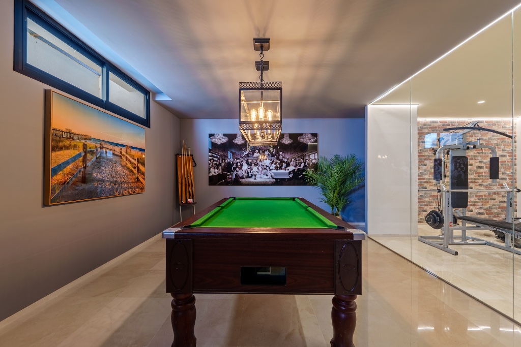 Los Olivos 2 – Contemporary Luxury Villa in Nueva Andalucía - Image 33