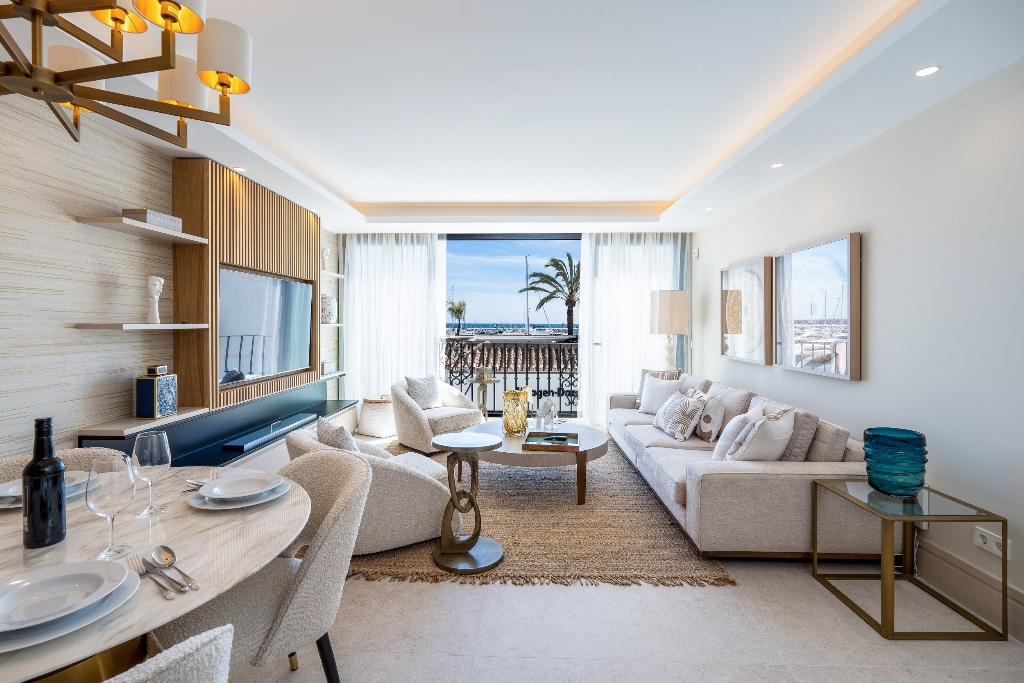 Luxury Marina-Front Apartment for Sale in Puerto Banús, Marbella | The Address - Image 2