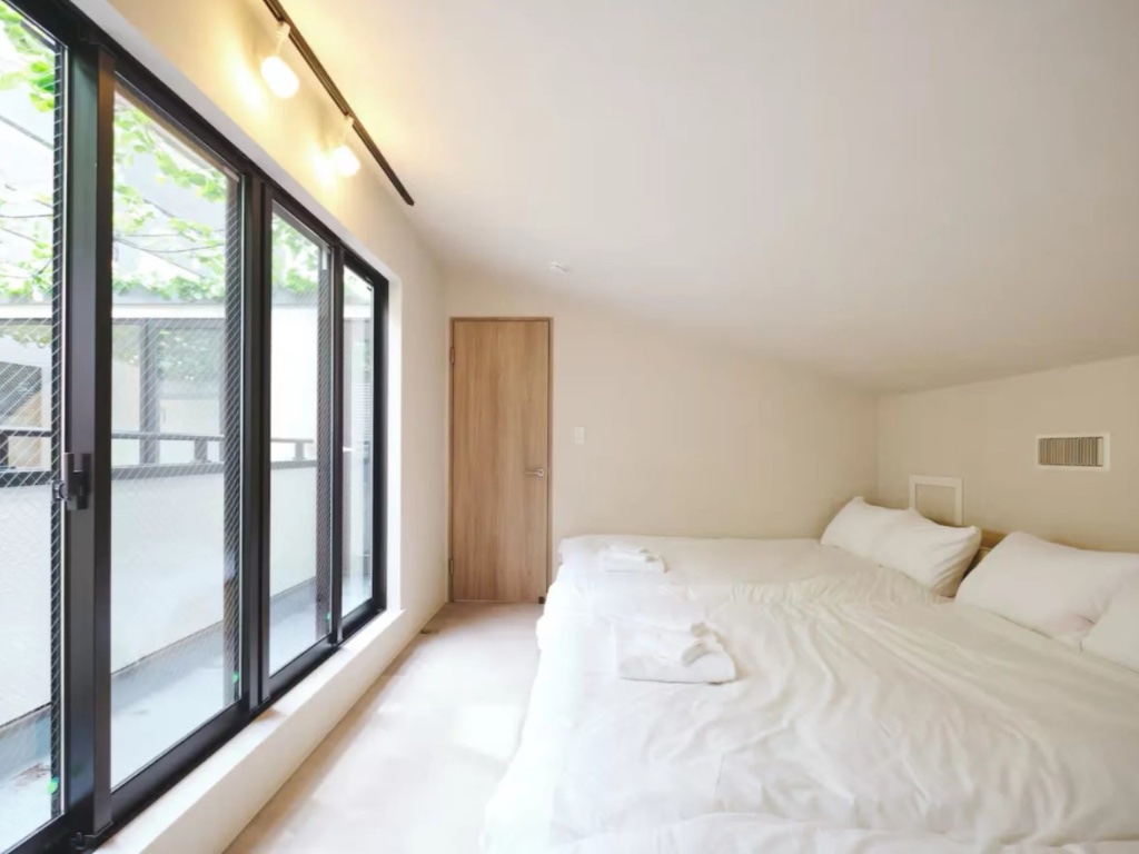 Modern House for Rent in Tokyo - Shinjuku - Image 35