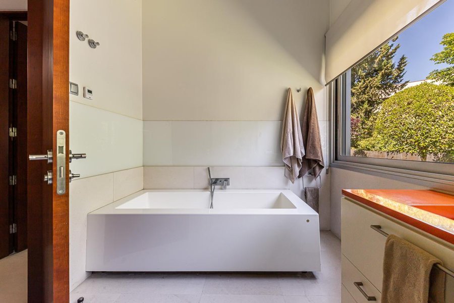 Exceptional Contemporary Luxury Villa for Sale in Aravaca, Madrid | Exclusive Real Estate in Spain by The Address - Image 7