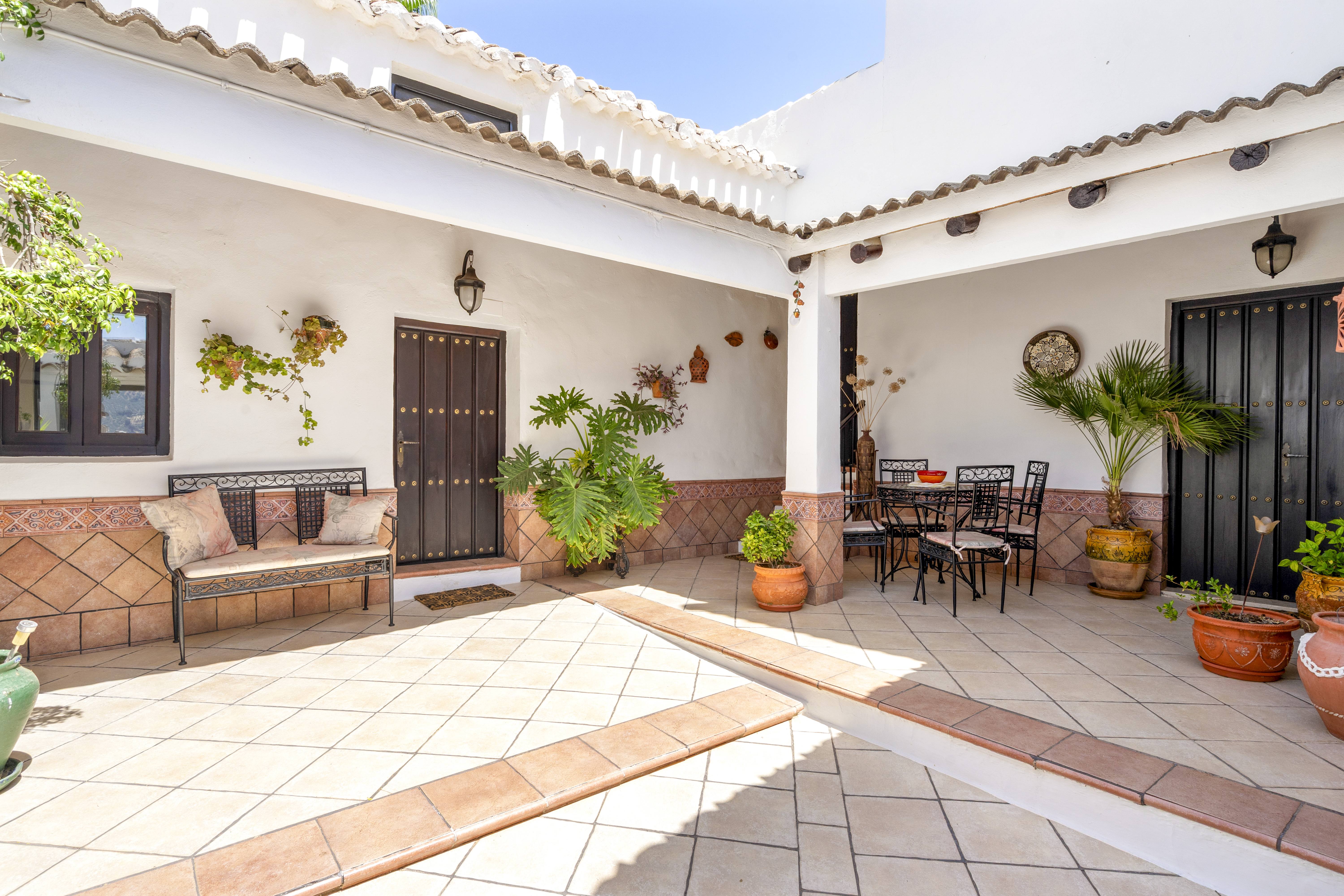Finca with Two Independent Homes for Sale in Iznájar, Córdoba - Image 11