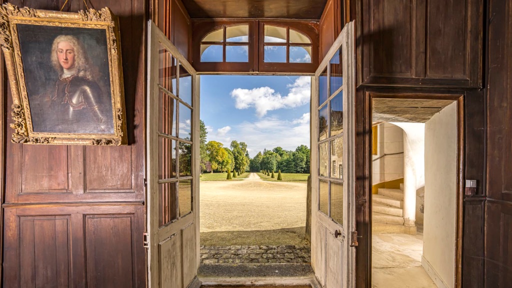 Luxury Medieval Chateau for Sale in the Loire Valley, France - Image 9