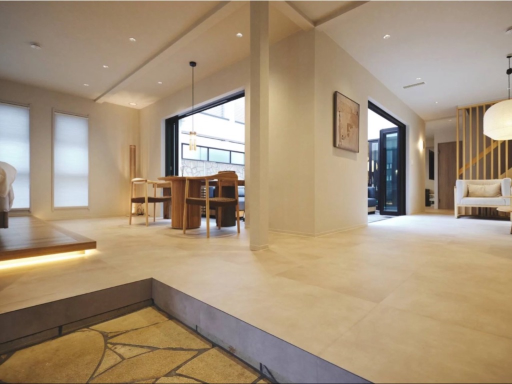 Modern House for Rent in Tokyo - Shinjuku - Image 12