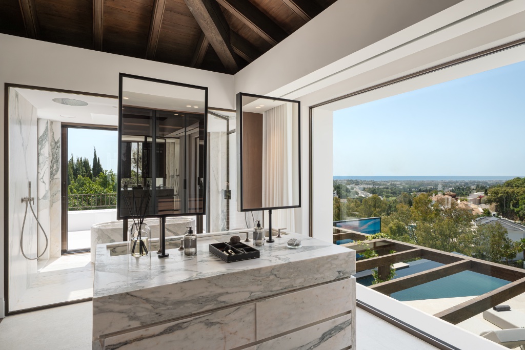 Villa Kumo | Exceptional Contemporary Luxury Villa for Sale in El Herrojo, La Quinta, Benahavís, Marbella - Image 33