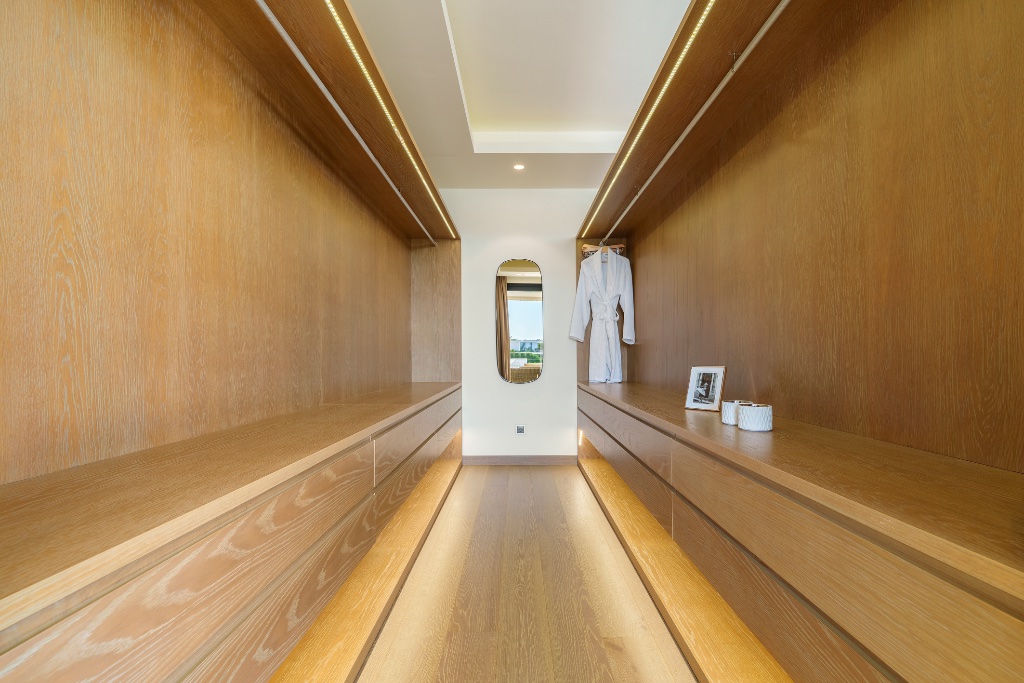 Los Olivos 2 – Contemporary Luxury Villa in Nueva Andalucía - Image 20