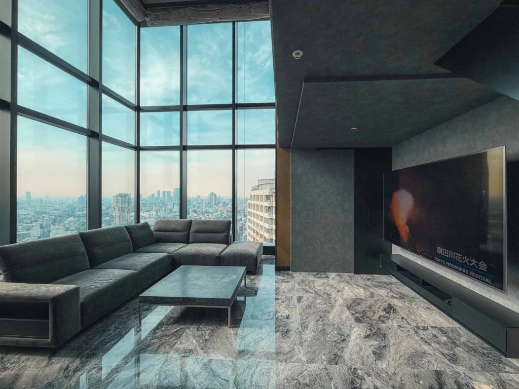 Luxury Penthouse in Tokyo City Tower Azabujuban - Image 3