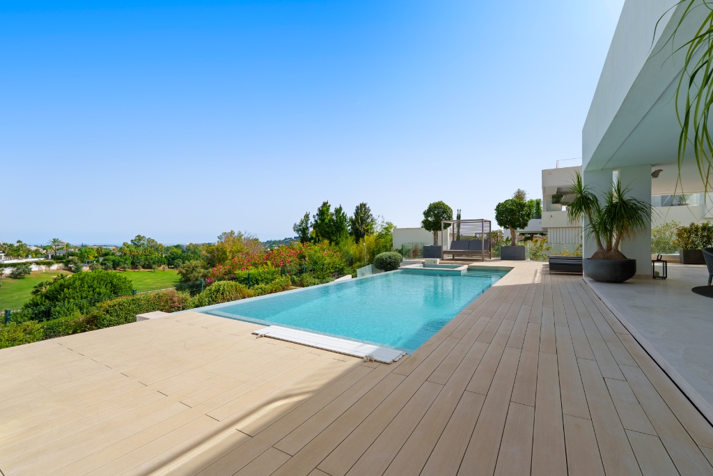 LEO 21B | Luxury Frontline Golf Villa for Sale in Nueva Andalucía, Marbella | Contemporary 5-Bedroom Villa with Infinity Pool - Image 20