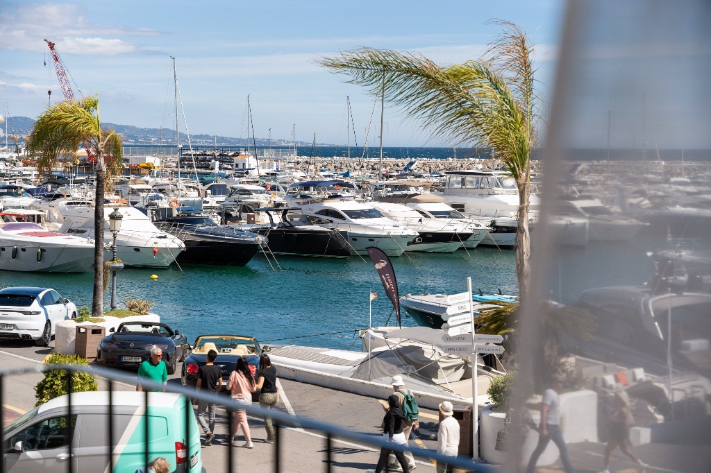 Luxury Marina-Front Apartment for Sale in Puerto Banús, Marbella | The Address - Image 18