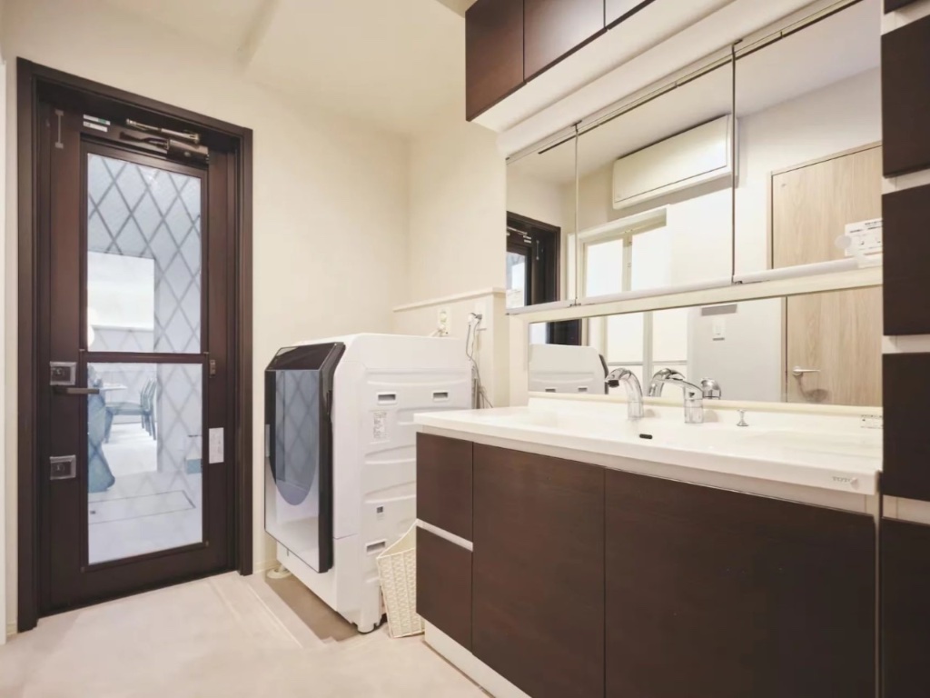 Modern House for Rent in Tokyo - Shinjuku - Image 41
