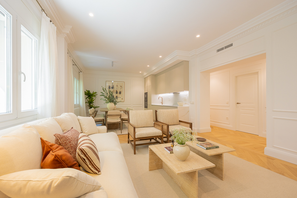 Fully Renovated Luxury Apartment for Sale in Castellana, Salamanca, Madrid - Image 10
