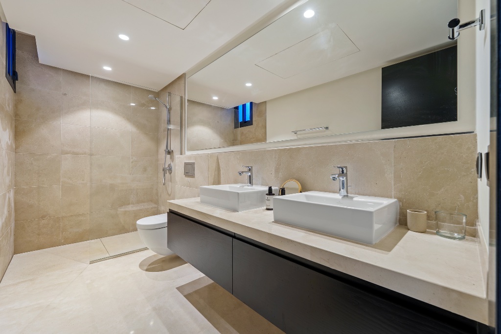 Los Olivos 2 – Contemporary Luxury Villa in Nueva Andalucía - Image 27