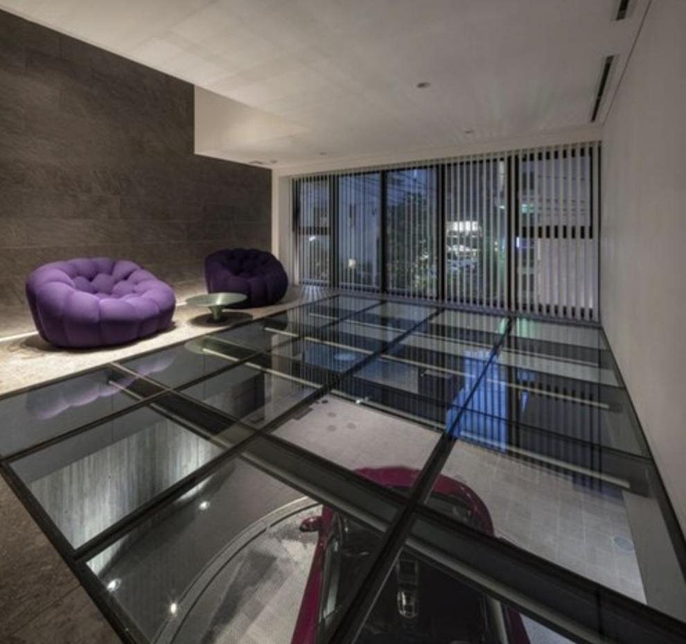 Luxury House for Sale in Minami Aoyama, Tokyo | Exceptional Contemporary Residence with Rooftop Pool - Image 3
