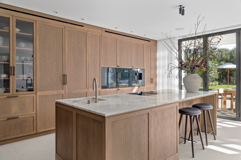 Luxury Frontline Golf Villa in Marbella | Italian-Inspired Contemporary Masterpiece - Image 10
