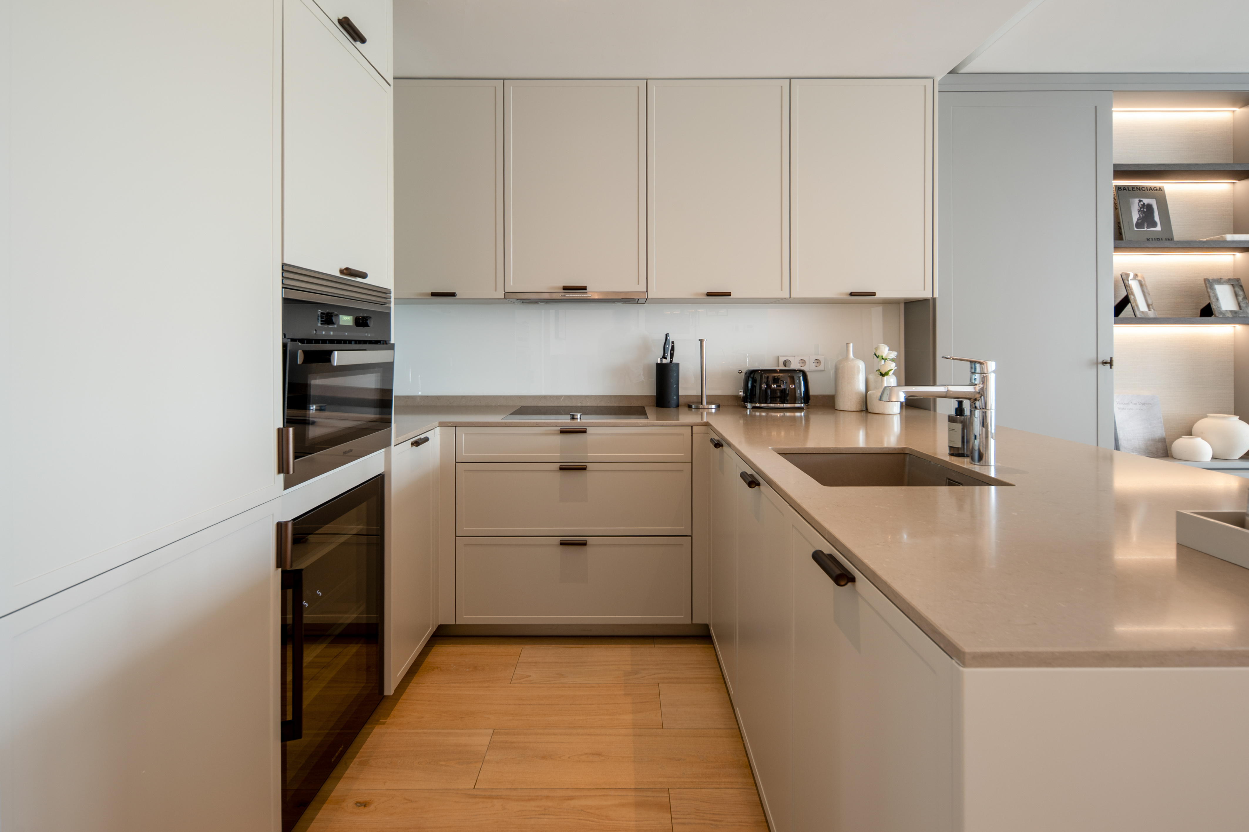 Luxury Apartment for Sale in Puente Romano – Marbella Golden Mile - Image 5