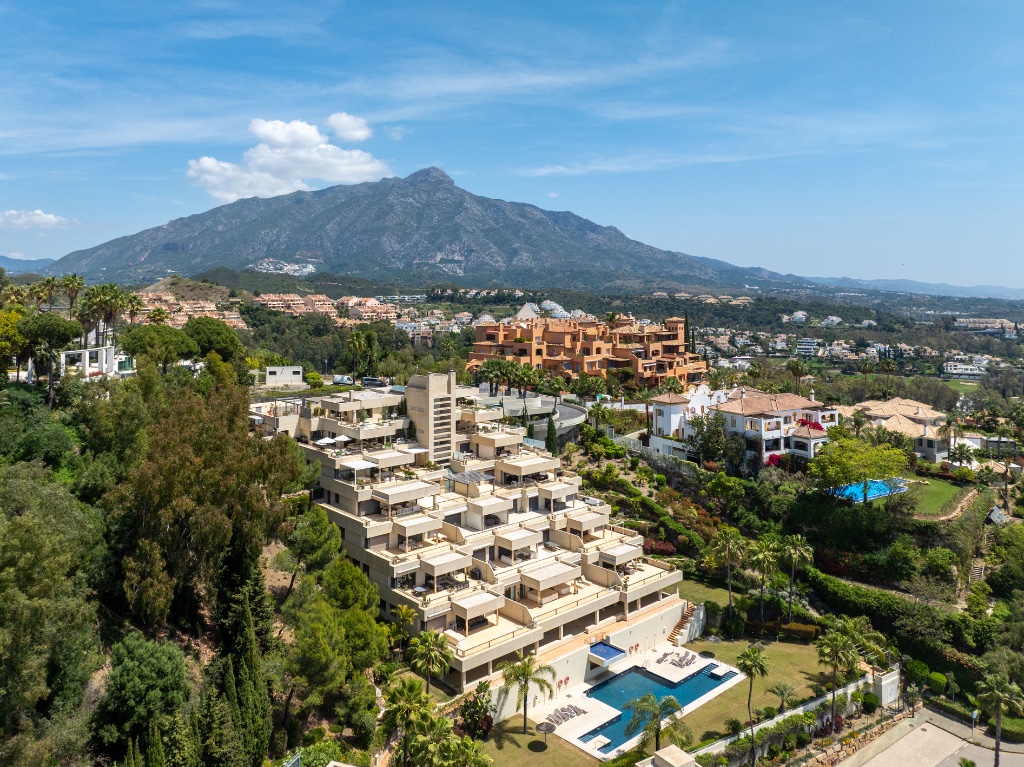 Feroz – Luxury Duplex Penthouse for Sale in Nueva Andalucía, Marbella - luxury property in Spain