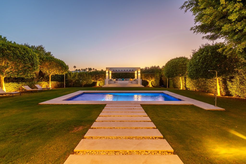 Los Olivos 2 – Contemporary Luxury Villa in Nueva Andalucía - Image 44