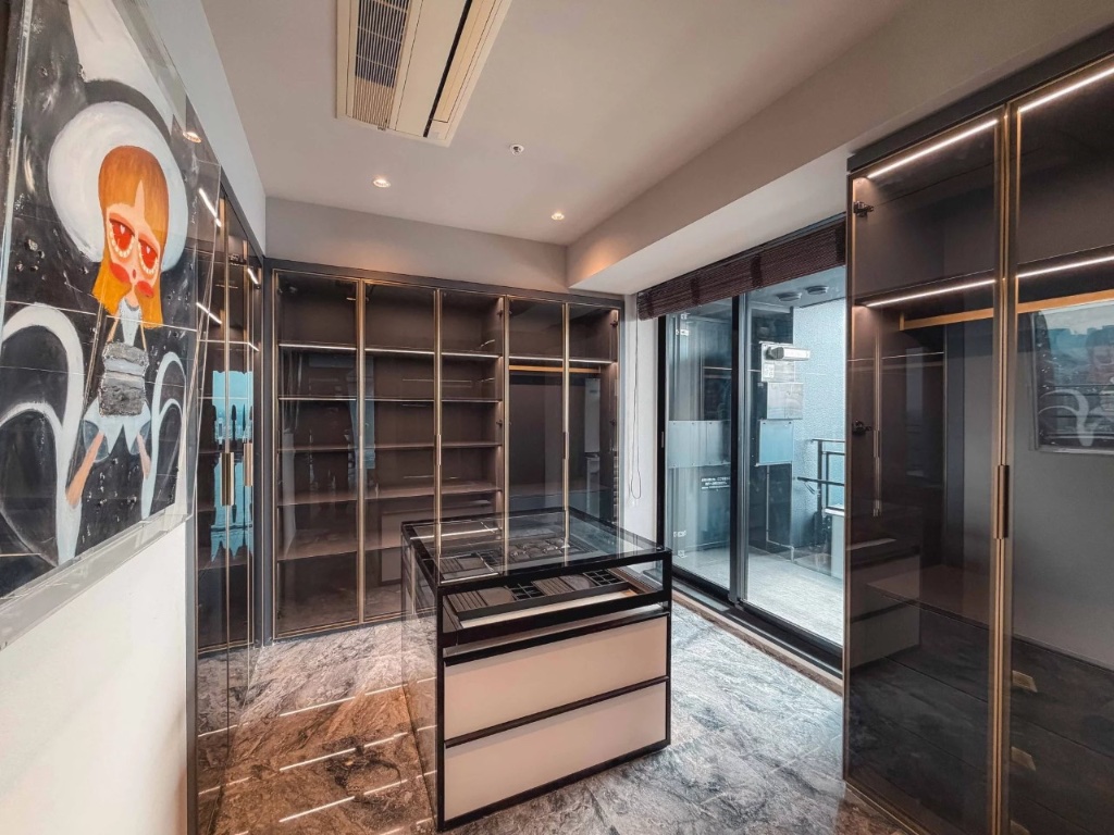 Luxury Penthouse in Tokyo City Tower Azabujuban - Image 6
