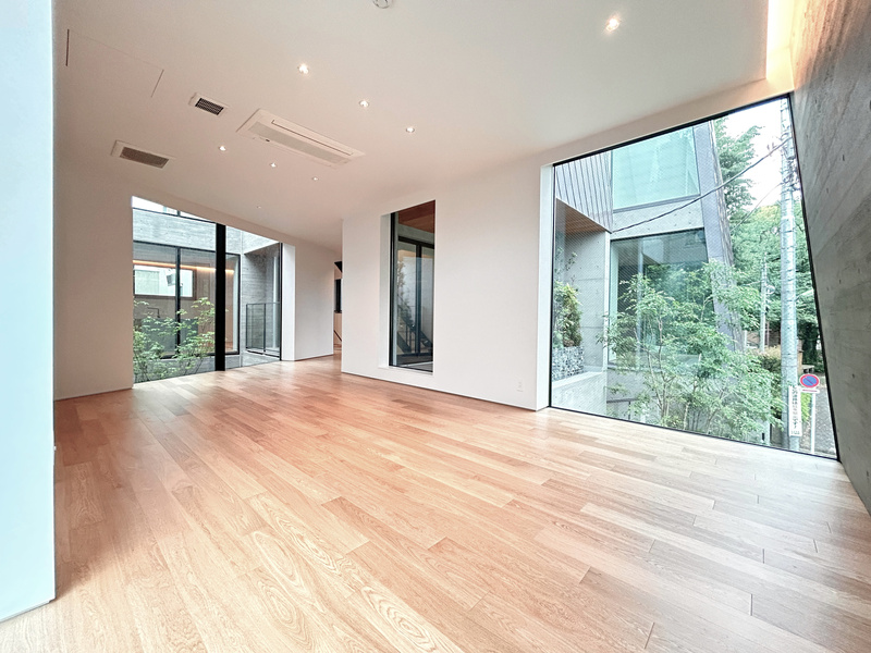 THE GRANHAUS HANEGI GREEN | Luxury 3-Bedroom Apartment for Rent in Setagaya, Tokyo - Image 8