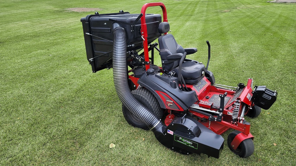 Zero Turn Dump Catchers