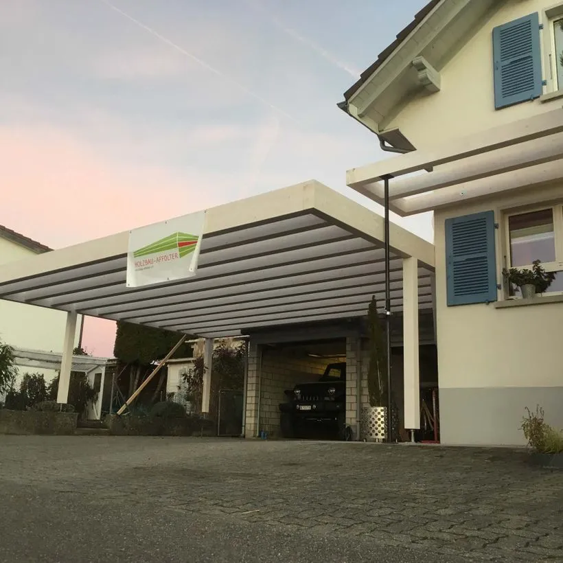 CARPORT &
GARTEN