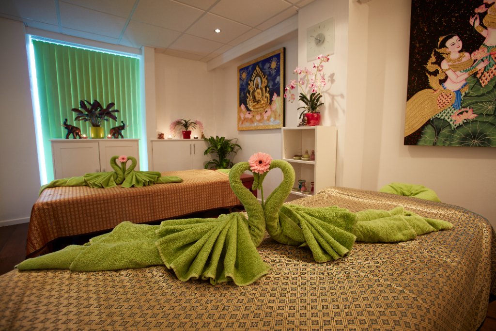 Aromathai Therapy treatment room - Thai massage Leeds Horsforth