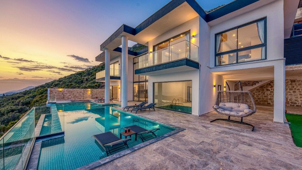 Luxury villa in Spain