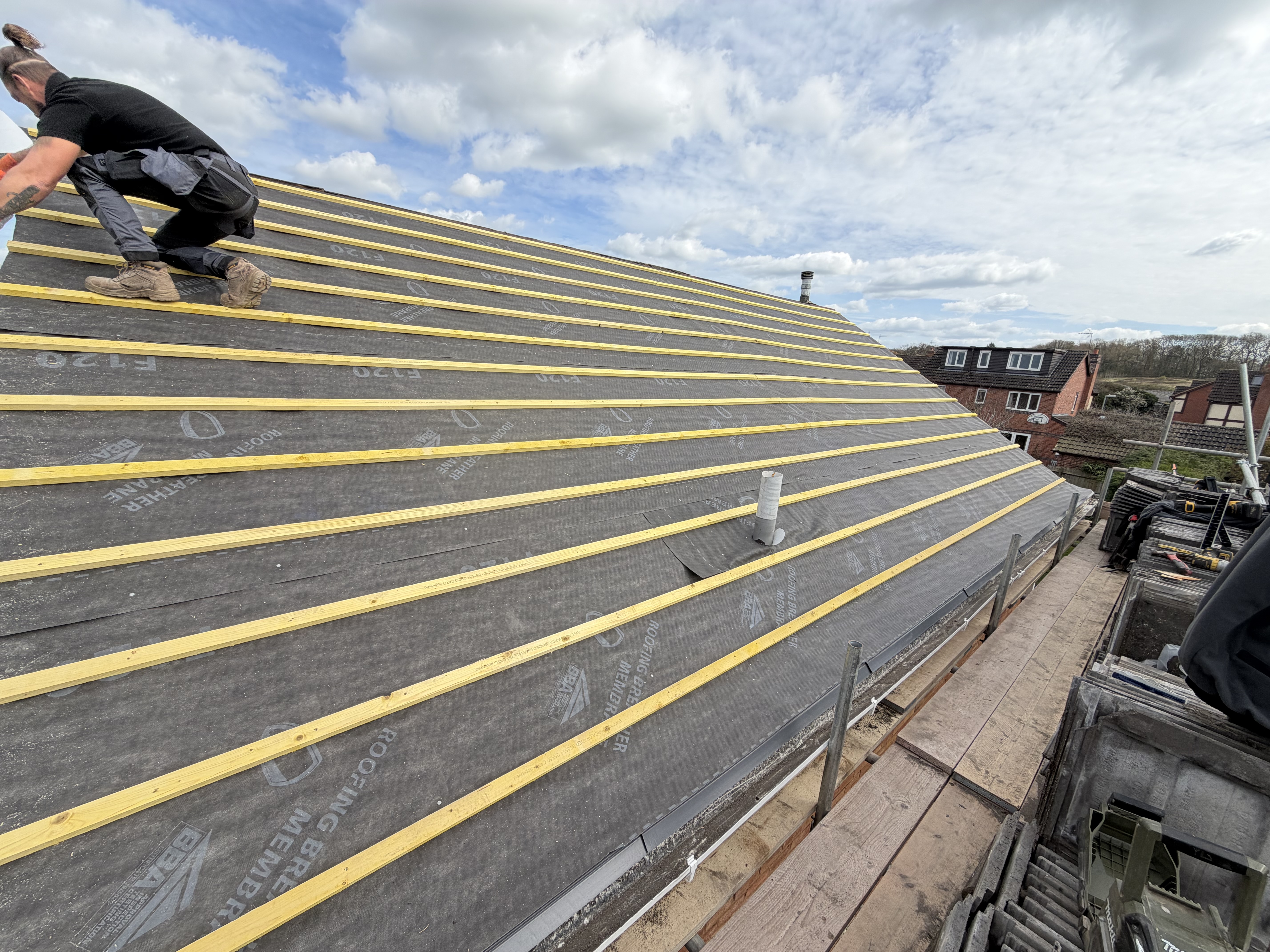 New roof installation Worcester — battens and membrane