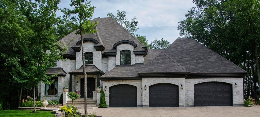 Custom Home Builds