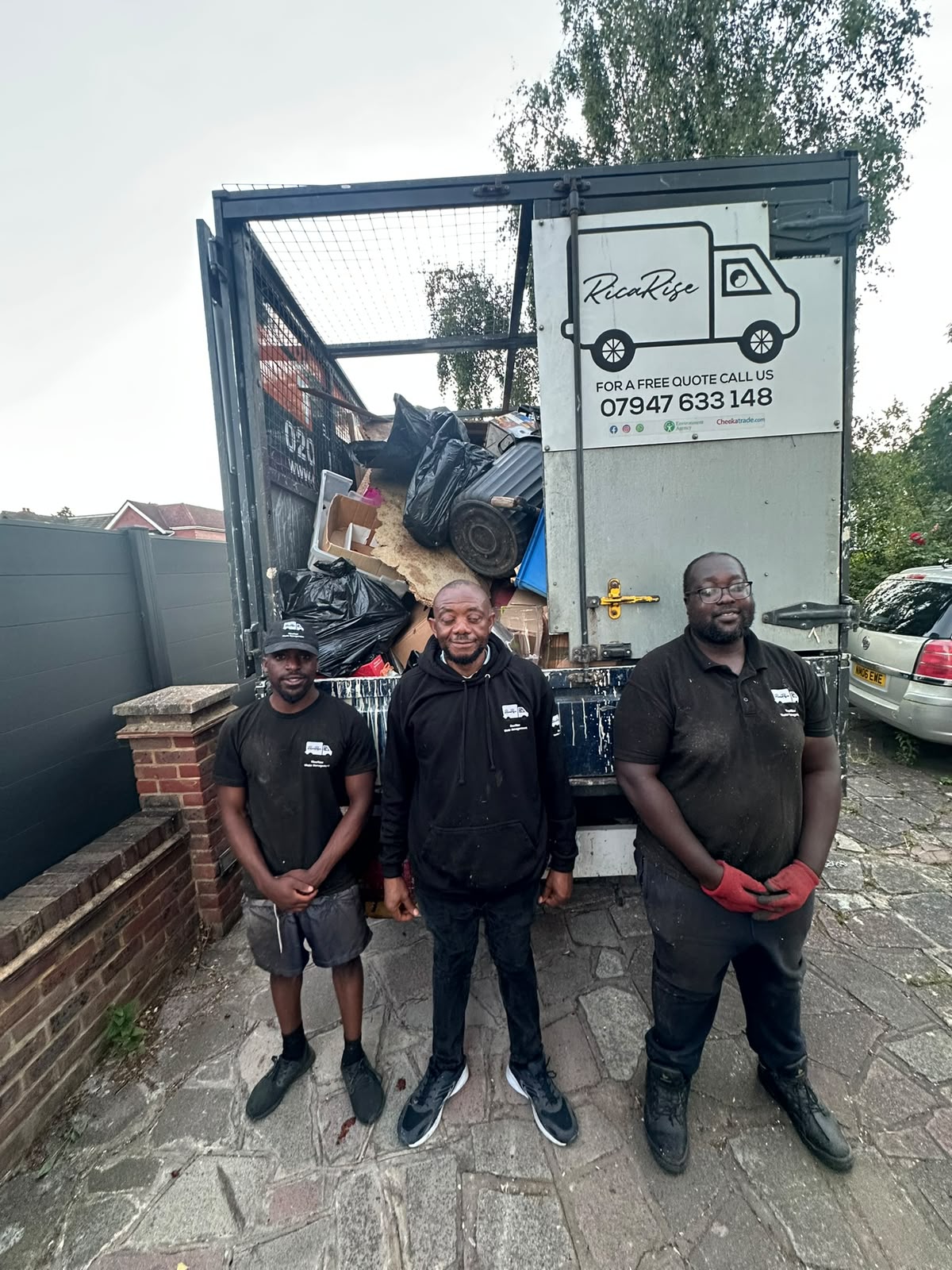 RicaRise waste clearance team on job 23