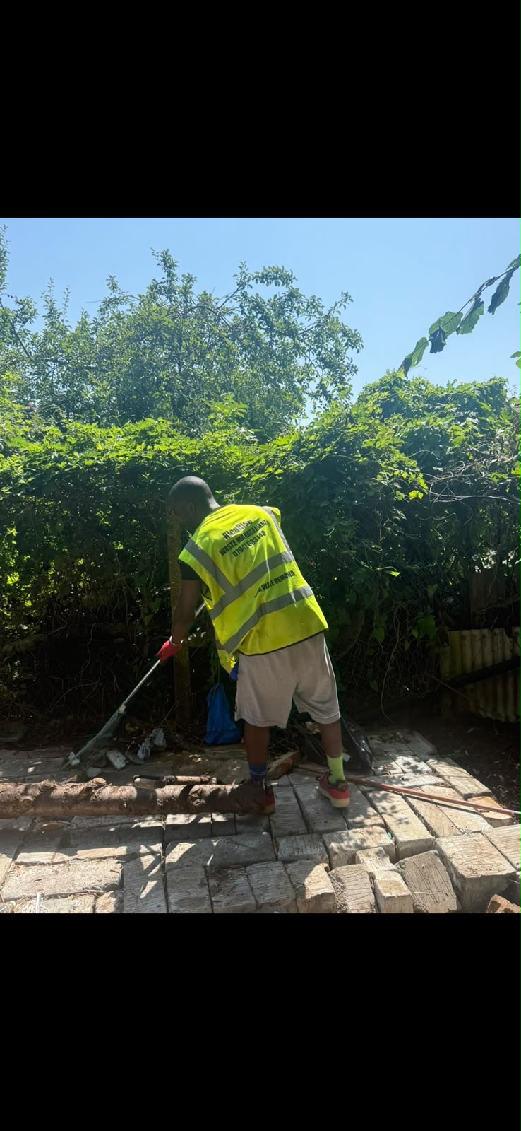 RicaRise waste clearance team on job 36
