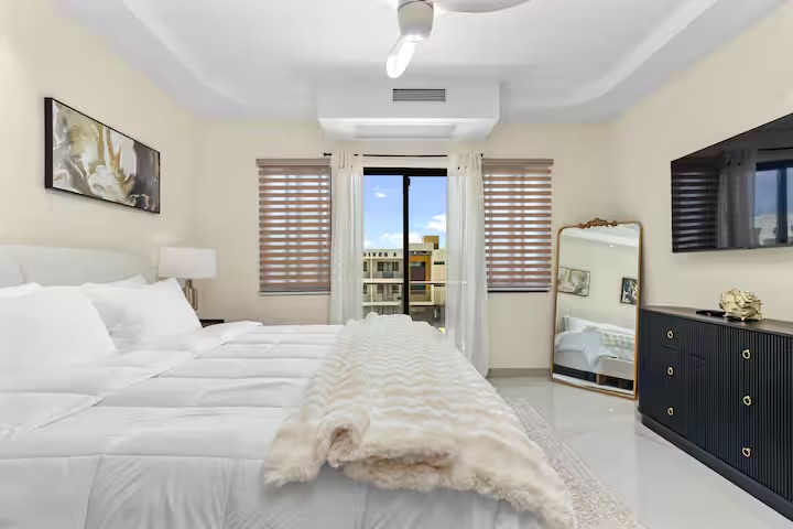 The Vue @ Paradisiac — Private Beach ~ Pool ~ Gated 3