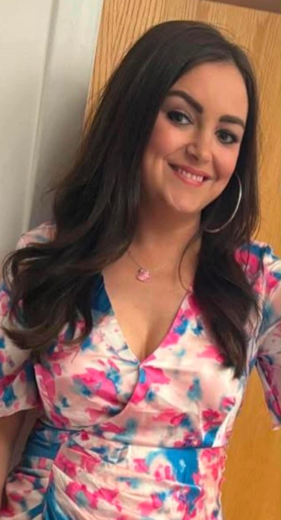 Laura Costello