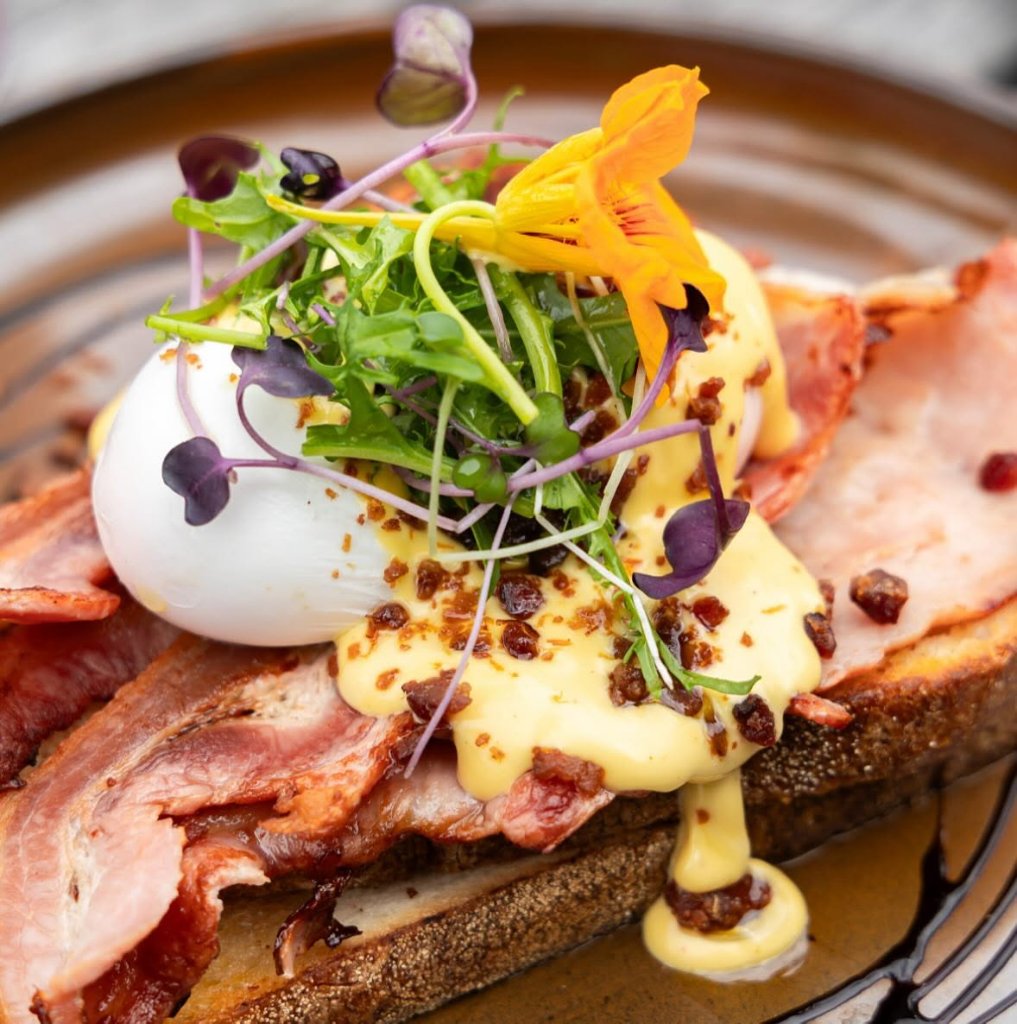 Eggs benedict with hollandaise at The Hideout café Rosebud