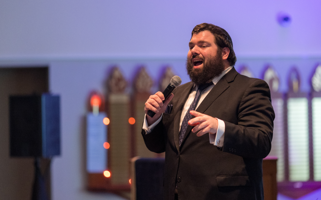Aryeh Hurwitz Performing