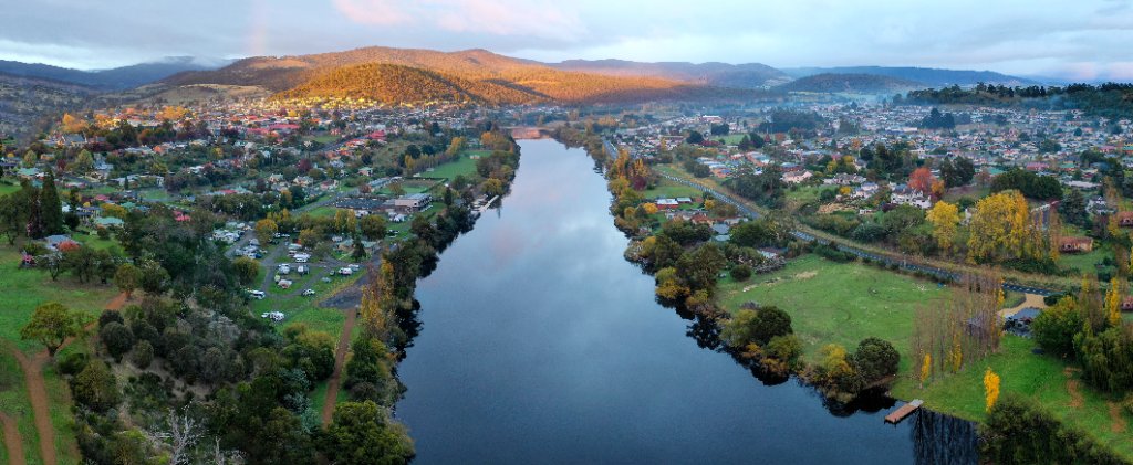 Old Beach, Tasmania — Derwent River