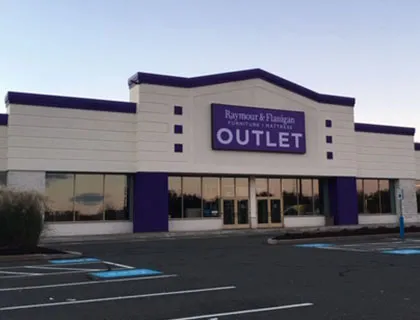 Boston Road Outlet & Clearance Center