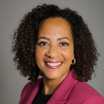 Dr. Victoria Privott