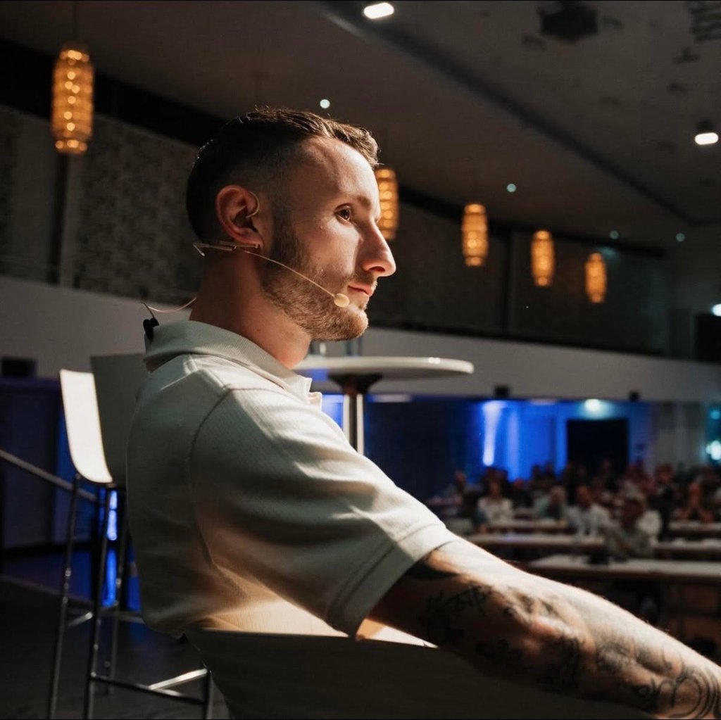 Yannick Sternberg — Founder of WolfEdge Trading