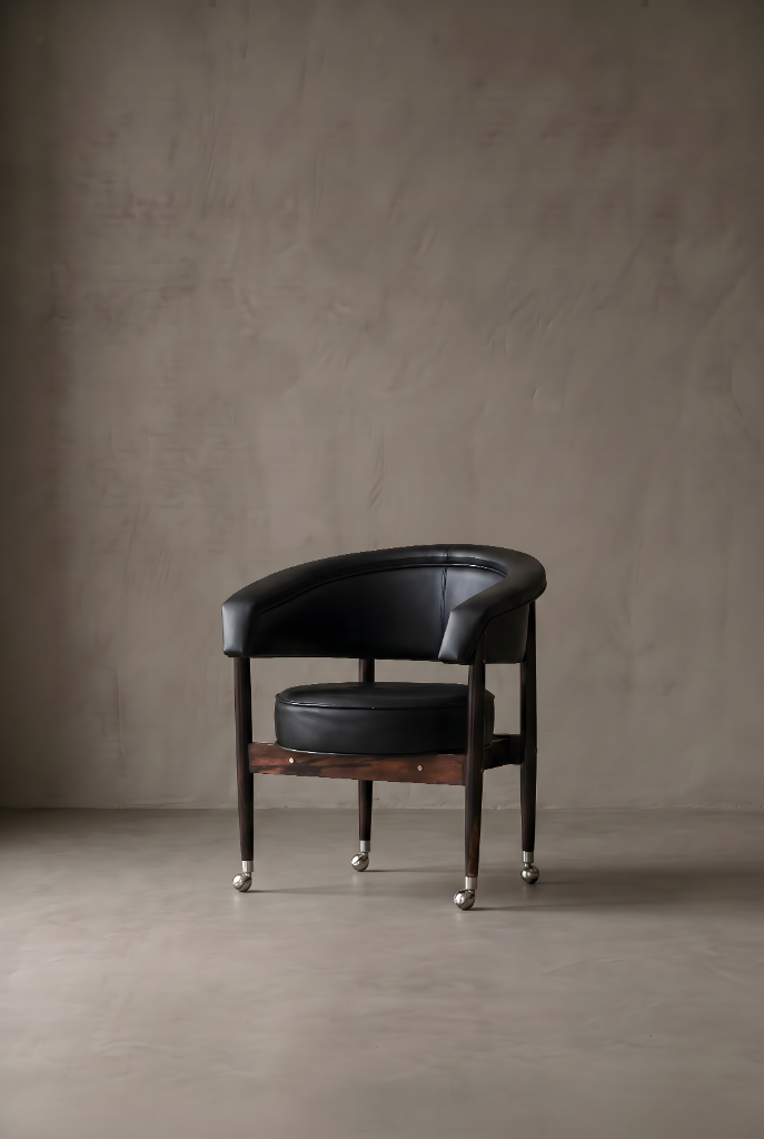 Beg Armchair by Sérgio Rodrigues, rosewood, leather