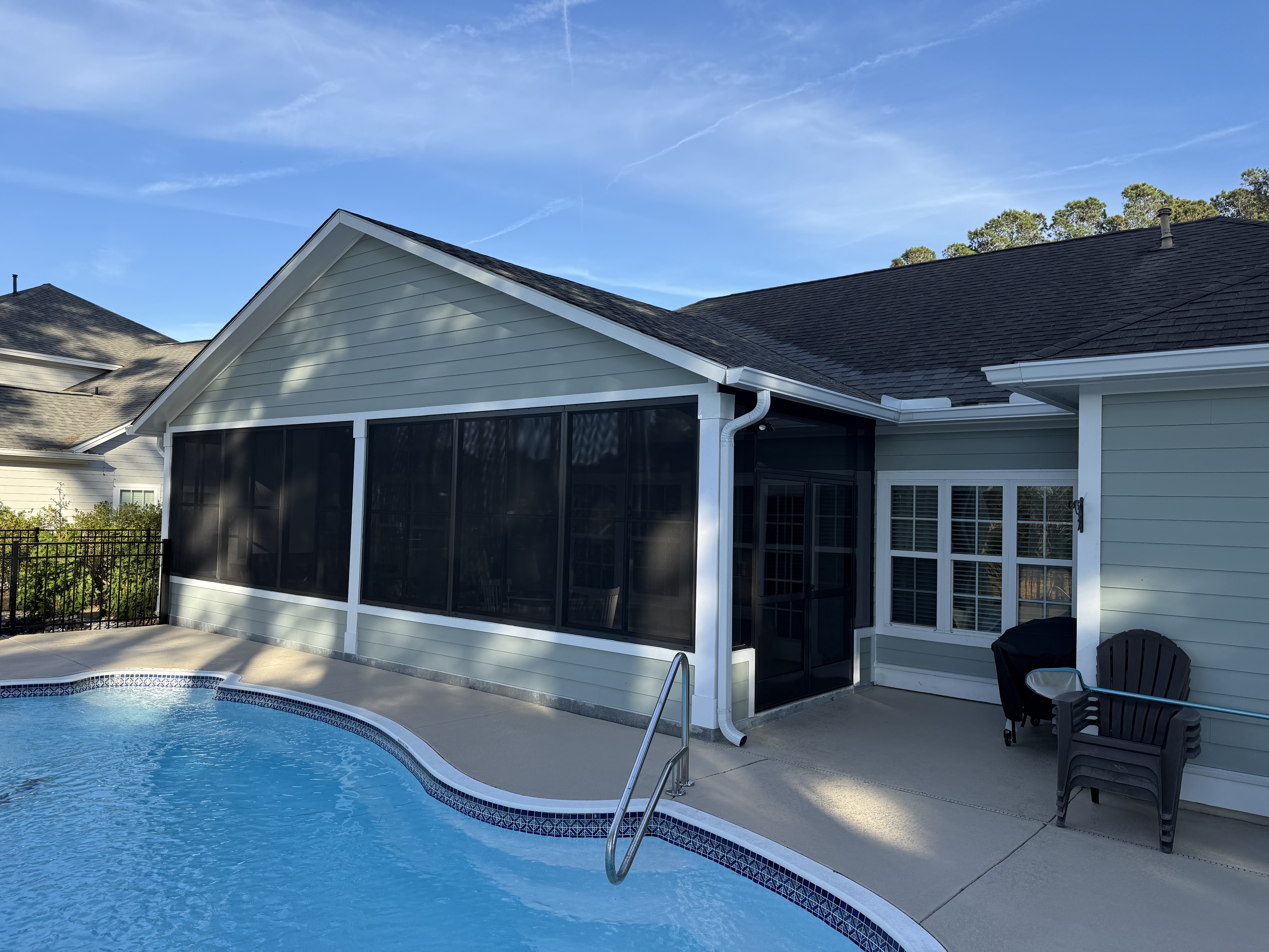 Screen Porch & Pool Deck