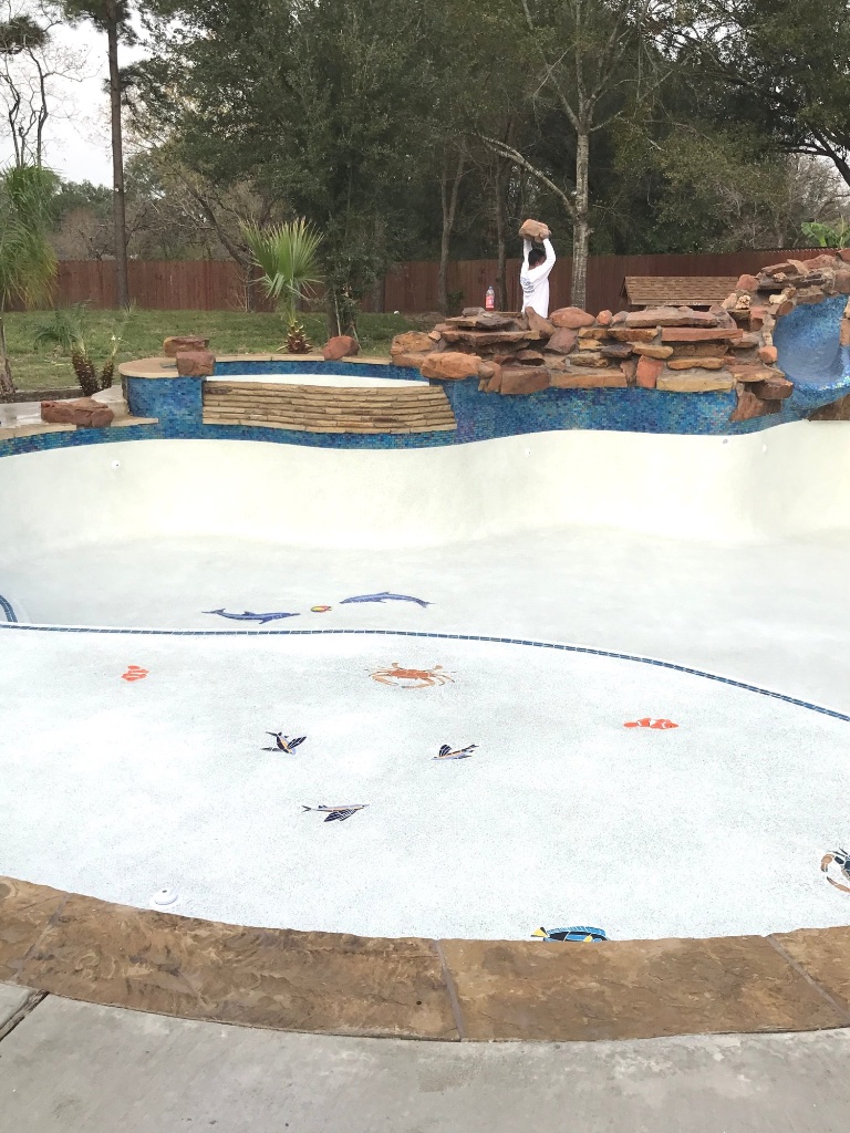 Custom Pool Mosaic Finish