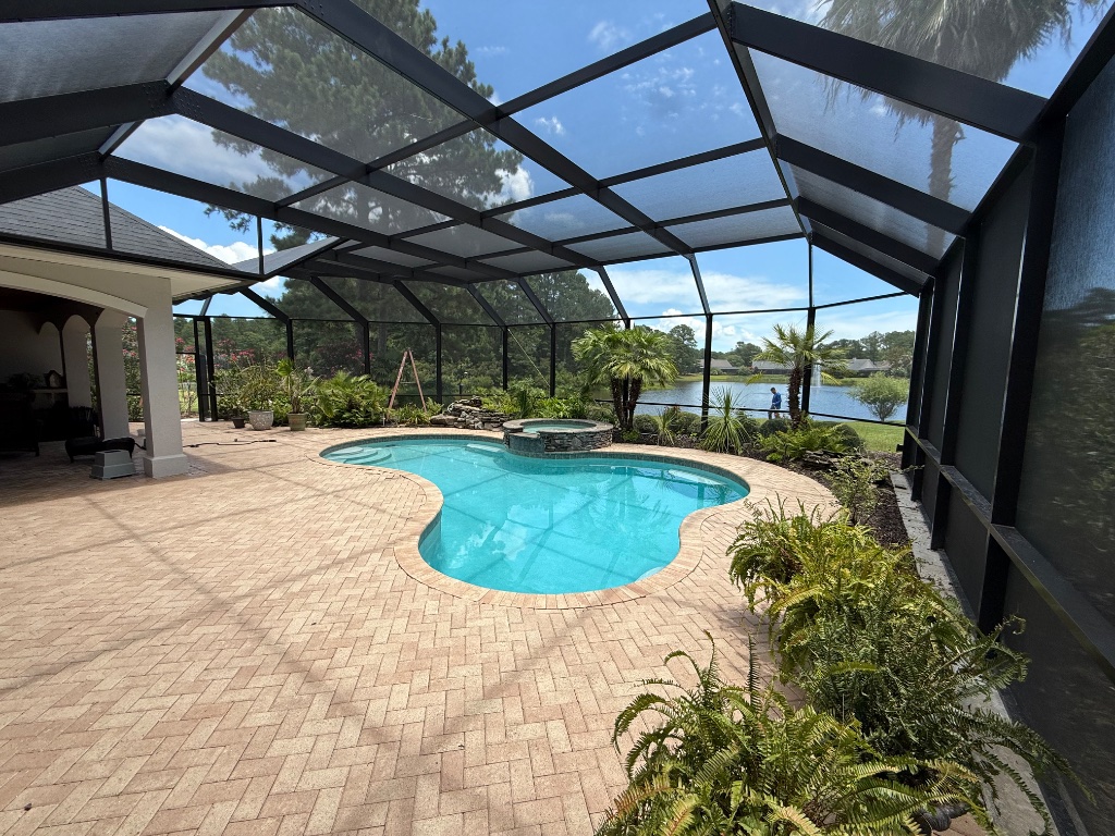 Lakefront Freeform Pool