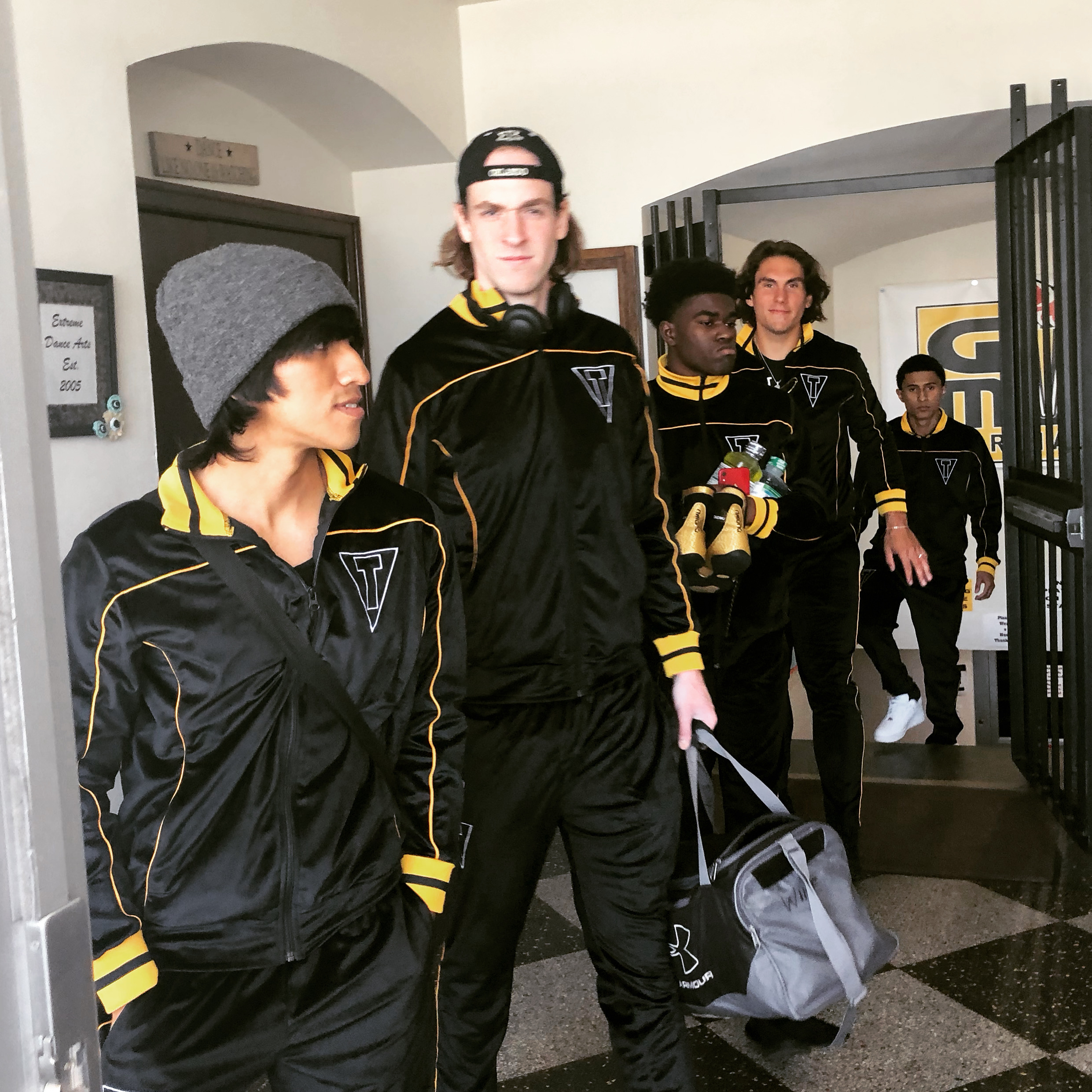 Fighters arriving at the gym