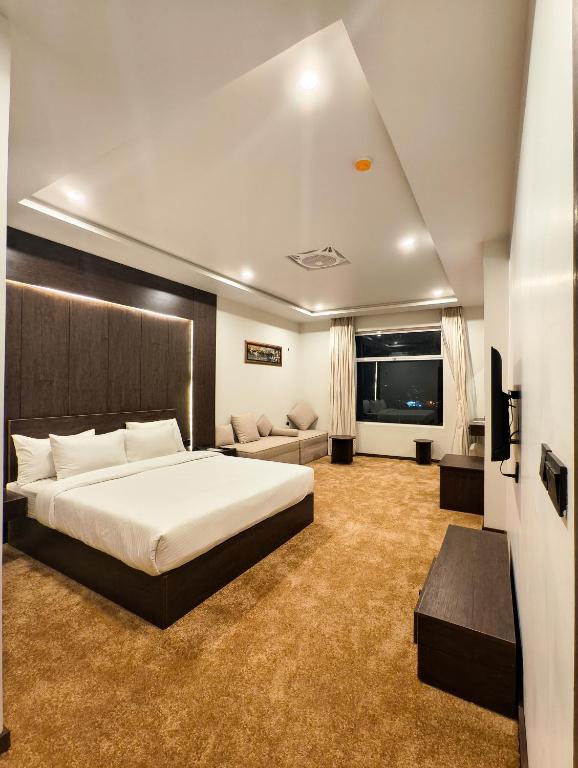 Executive Premium