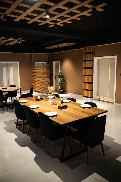 Goldtree Club — frame 8