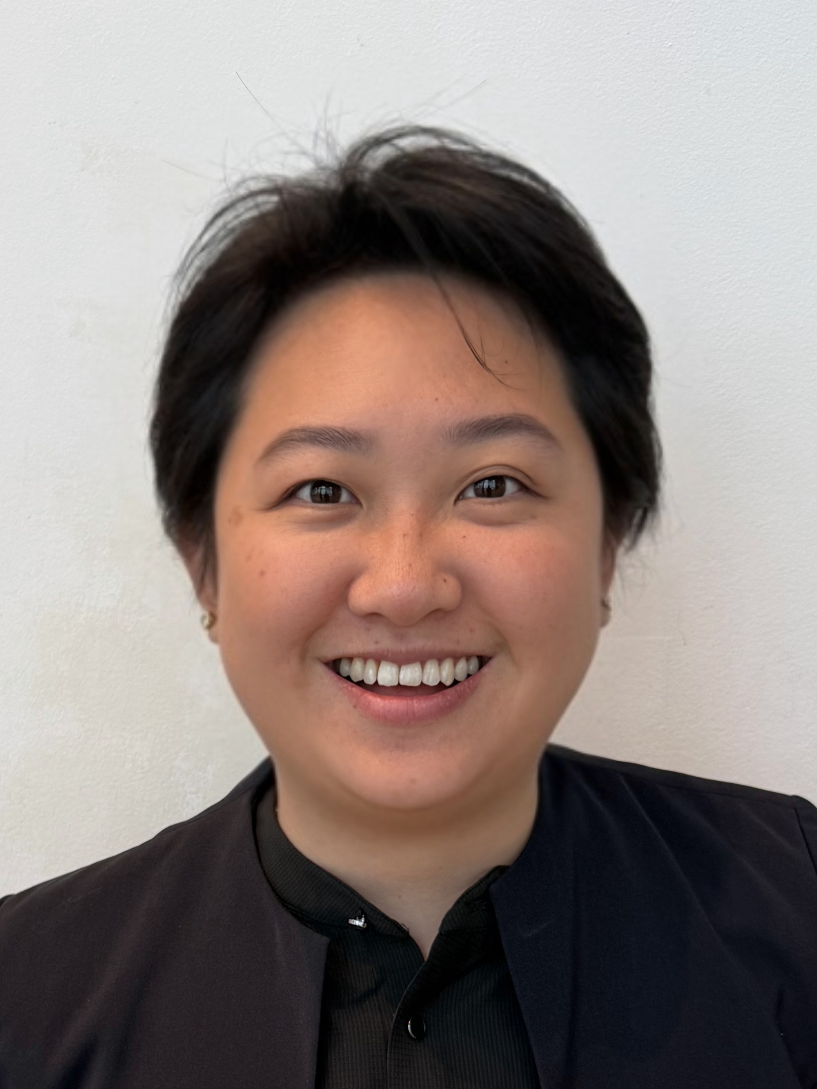Jo Olivia Lee