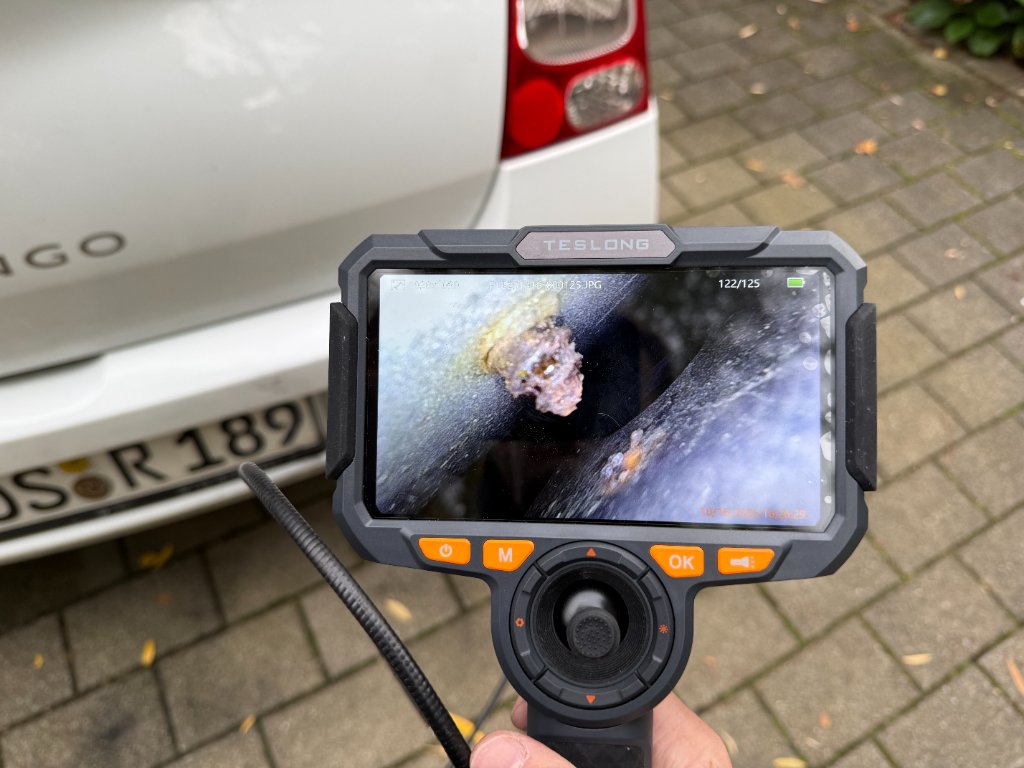 Parkschaden / Fahrerflucht – Stadtfahrzeug (z. B. Smart, Mini, Kleinwagen): Parkrempler / Vandalismus mit Fahrerflucht