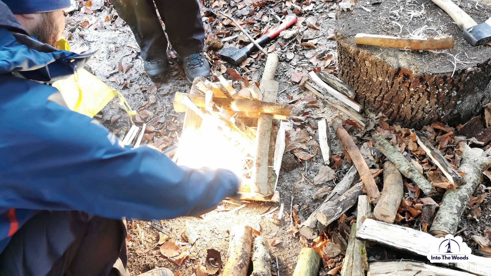 Fire Lighting Kent - close-up of ferro rod spark catching natural tinder